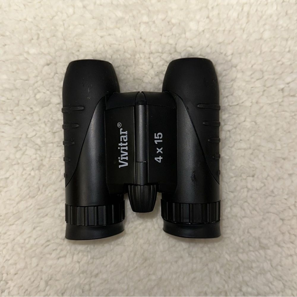 Vivitar 4 x 15 Compact Black Binoculars